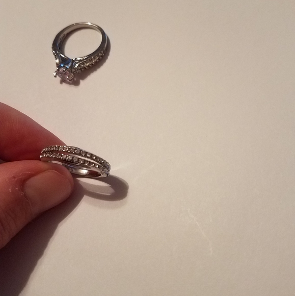 Beautiful white Crystal Zircon ring! - Picture 6 of 7